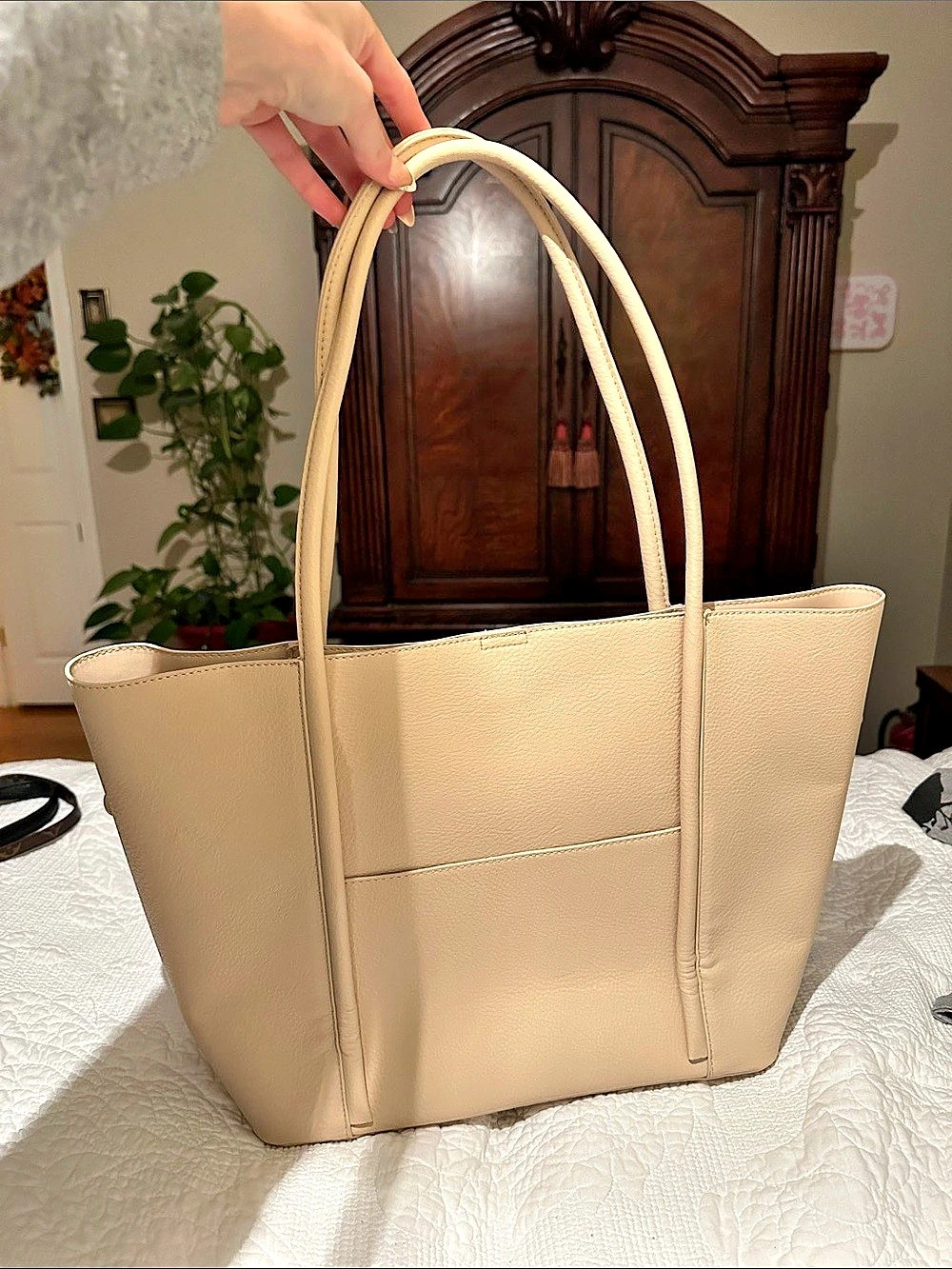 Tote Bag in Beige Like New